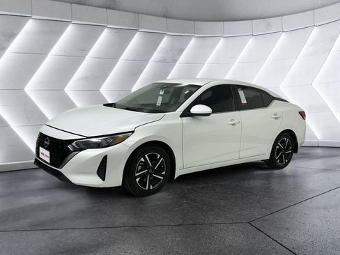 Used 2024 Nissan Sentra SV w/ All-Weather Package image 3