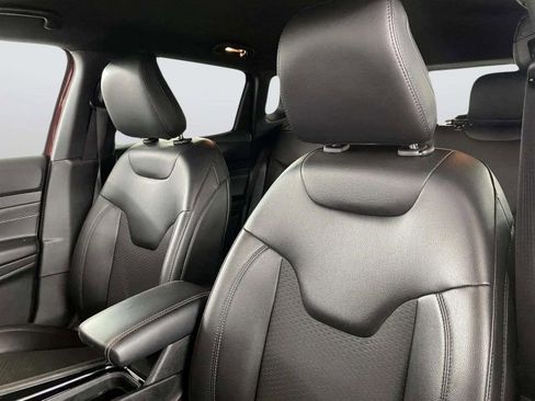 Used 2022 Jeep Compass Altitude image 27