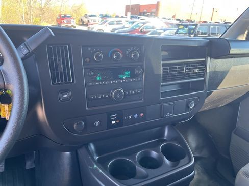 Used 2024 GMC Savana 2500 w/ Driver Convenience Package RWD image 12