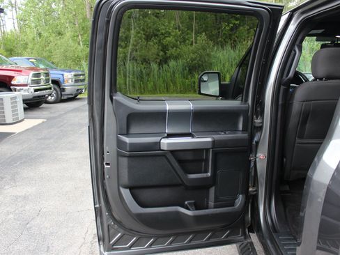 Used 2018 Ford F150 XLT w/ Equipment Group 302A Luxury AWD/4WD image 30