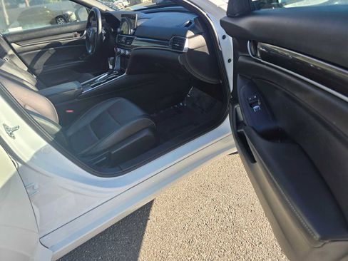 Used 2022 Honda Accord Sport image 10