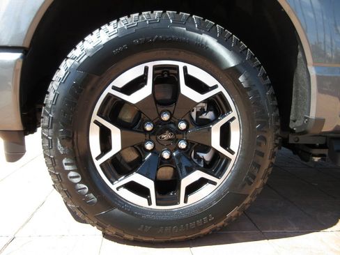 Certified 2023 Ford F150 Lightning XLT AWD/4WD image 9