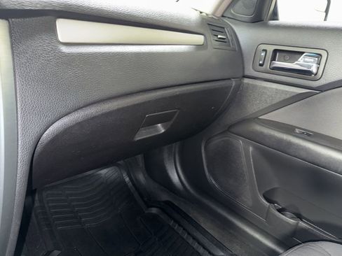 Used 2012 Ford Fusion SE image 30