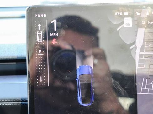 Used 2026 Tesla Model Y Long Range image 22