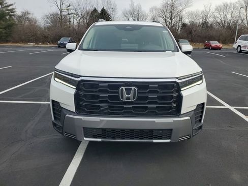 New 2026 Honda Pilot Touring image 16