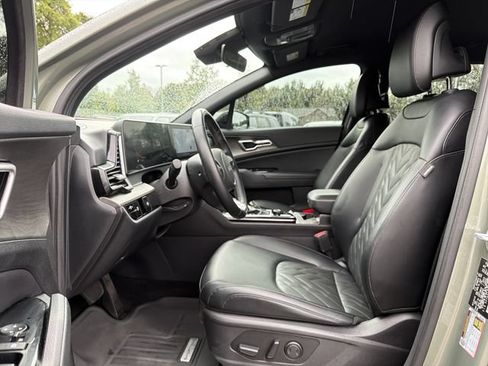 Used 2024 Kia Sportage X-Line AWD/4WD image 11