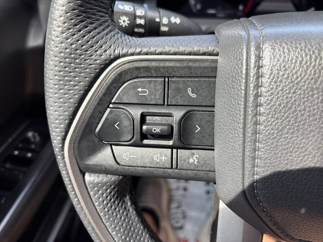 Used 2025 Toyota Tacoma TRD Sport AWD/4WD image 10
