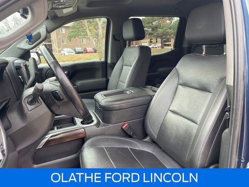 Used 2022 GMC Sierra 1500 SLT w/ SLT Premium Package image 17