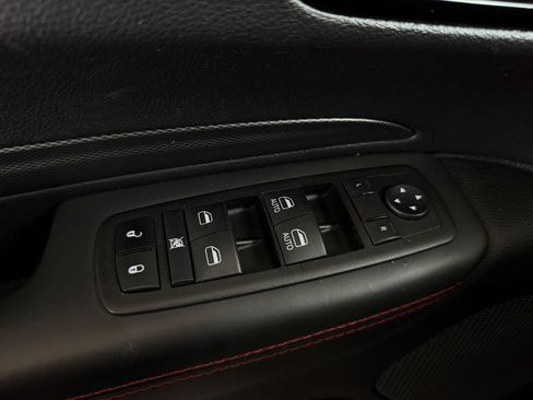 Used 2024 Dodge Durango GT RWD image 25