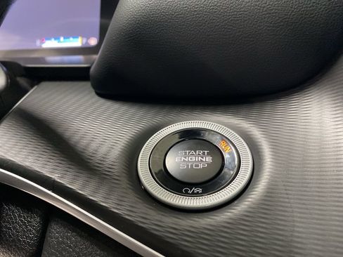 New 2025 Jeep Grand Cherokee Laredo X w/ Luxury Tech Group I image 24