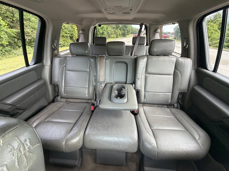 Used 2004 Nissan Armada LE w/ (DVD) Technology Pkg (LE) AWD/4WD image 11