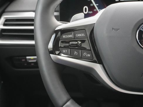 Used 2025 BMW 330i xDrive Sedan image 19