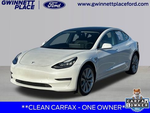 Used 2020 Tesla Model 3 Standard Range Plus image 1