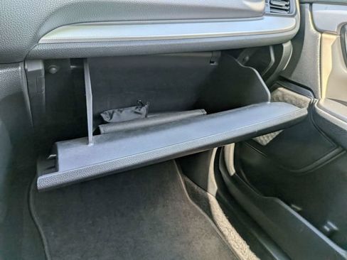 Used 2018 Honda CR-V LX image 19