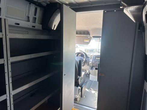 Used 2014 Mercedes-Benz Sprinter 3500 image 20