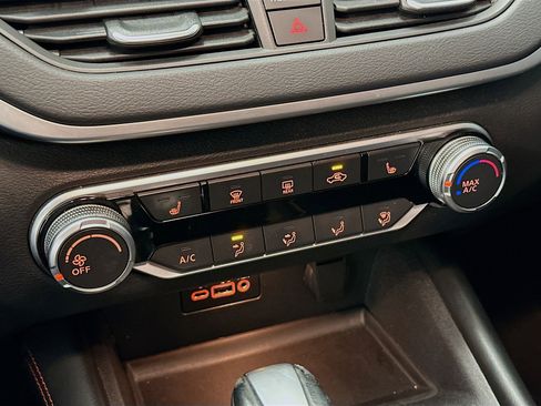 Used 2019 Nissan Altima 2.5 SR w/ SR Premium Package image 23