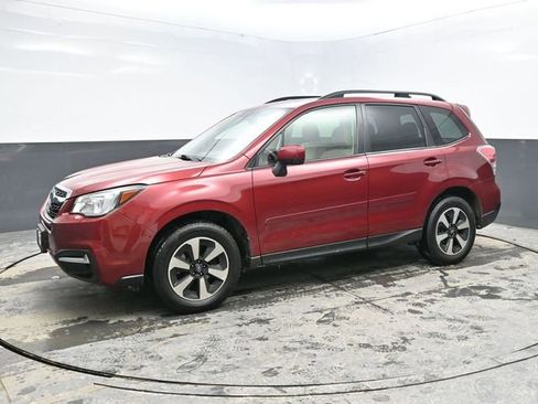 Used 2018 Subaru Forester 2.5i Premium image 3