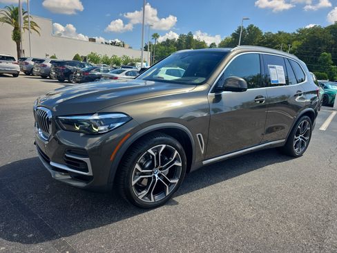 Used 2023 BMW X5 sDrive40i w/ Climate Comfort Package RWD image 5