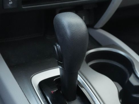 Used 2017 Honda Pilot EX-L image 25