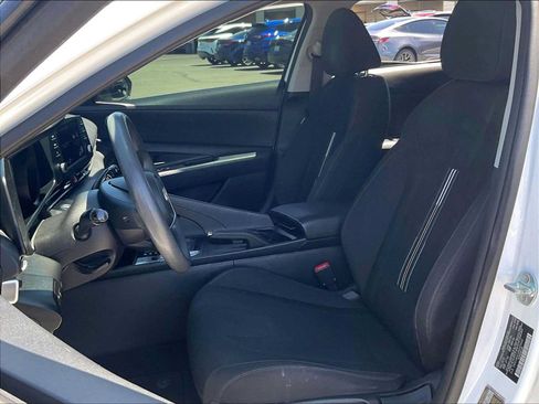 Used 2021 Hyundai Elantra SEL FWD image 26