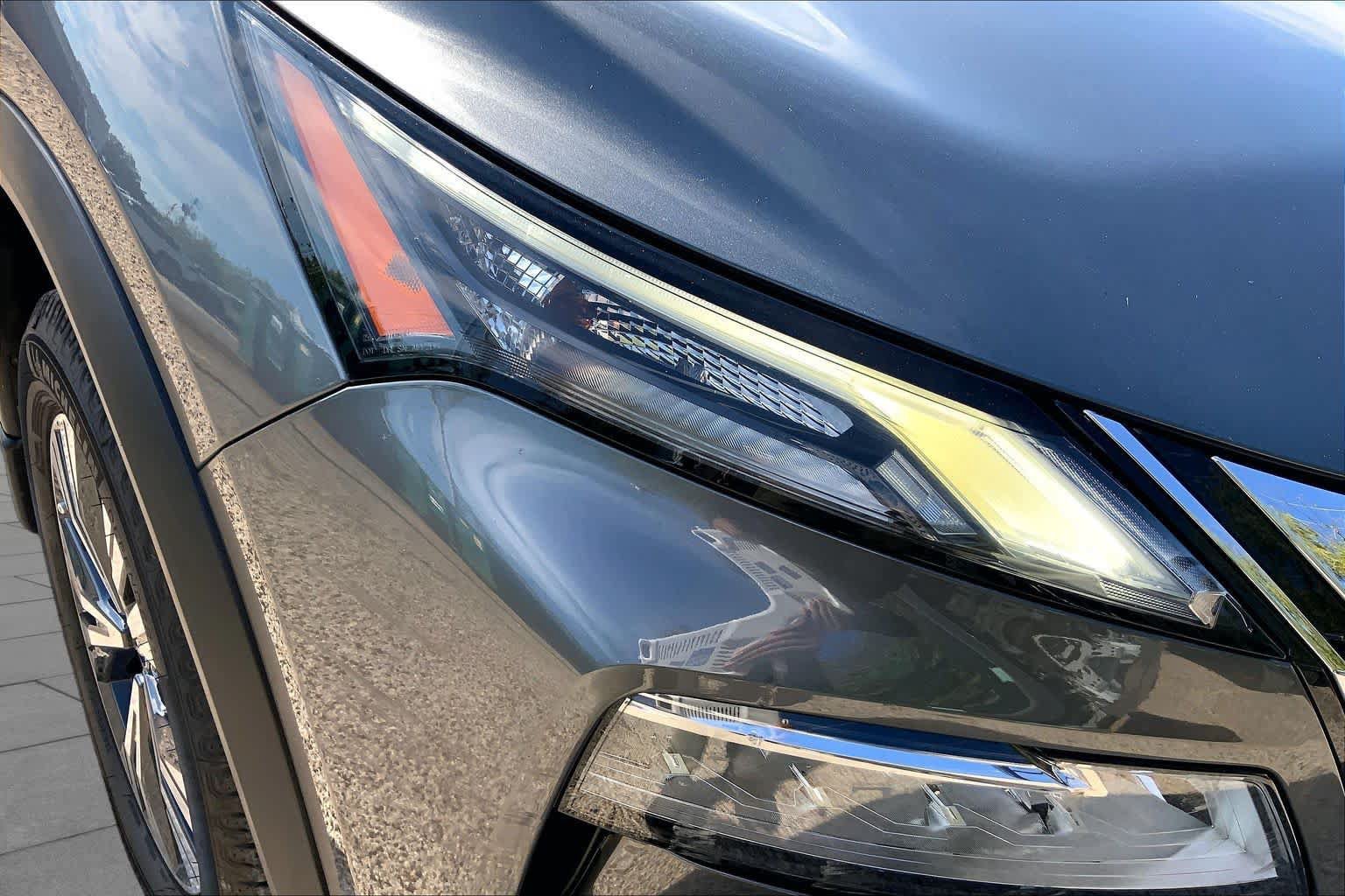Used 2023 Nissan Rogue SV w/ SV Premium B Package FWD image 27