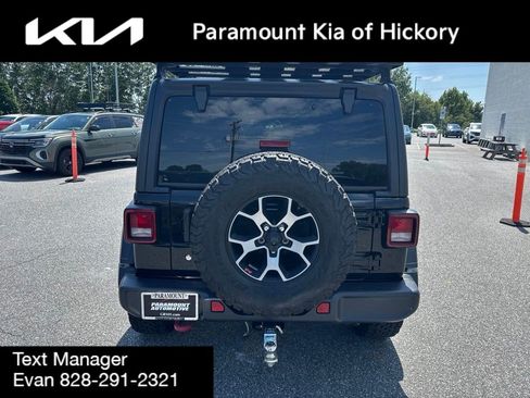 Used 2019 Jeep Wrangler Unlimited Rubicon w/ Cold Weather Group AWD/4WD image 6