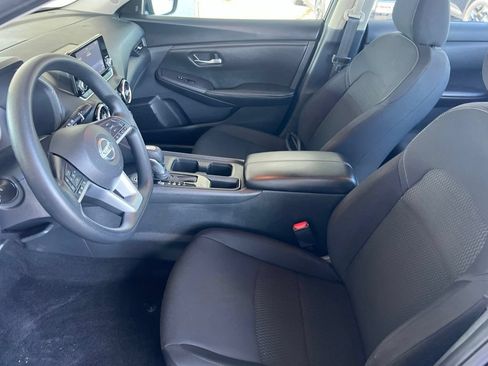 Certified 2023 Nissan Sentra S FWD image 4