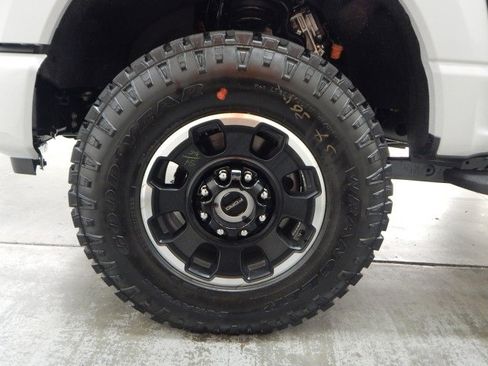 New 2025 Ford F350 Lariat w/ Lariat Ultimate Package image 11