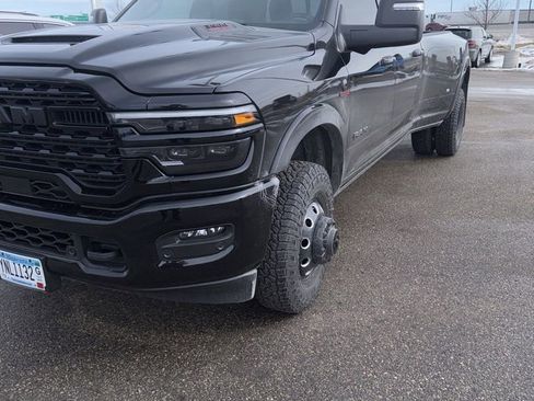 Used 2025 RAM 3500 Limited image 4