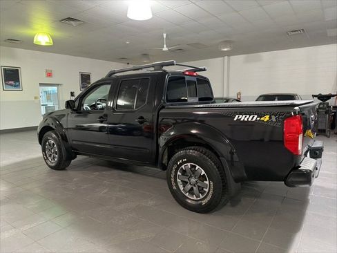 Used 2017 Nissan Frontier PRO-4X w/ Pro-4x Luxury Package image 5