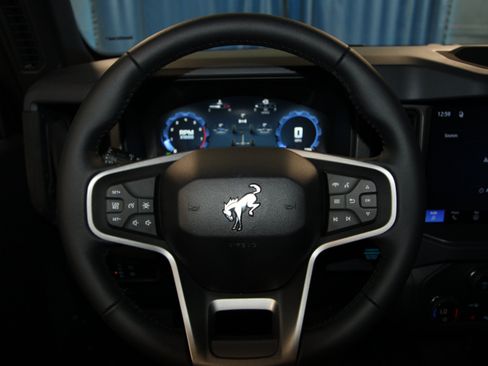 New 2026 Ford Bronco Big Bend AWD/4WD image 9