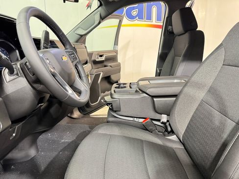 New 2026 Chevrolet Silverado 1500 LT image 8