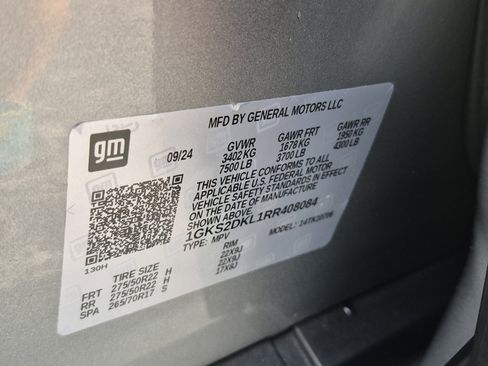 Used 2024 GMC Yukon Denali w/ Advanced Technology Package AWD/4WD image 37
