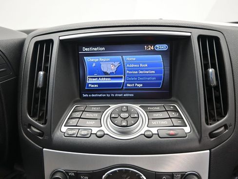 Used 2014 INFINITI Q60 Convertible w/ Premium Package image 23