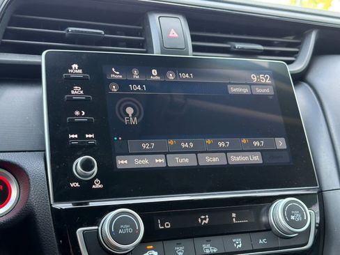Used 2020 Honda Insight EX image 18