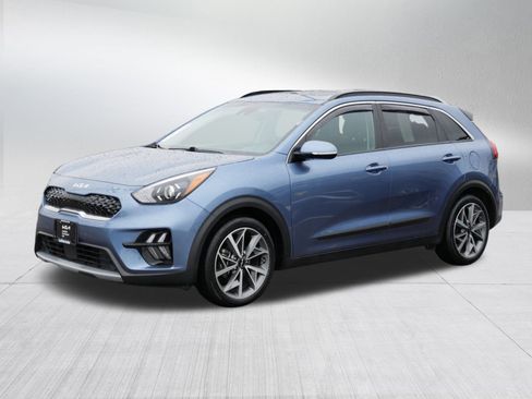 Certified 2022 Kia Niro Touring Special Edition image 3