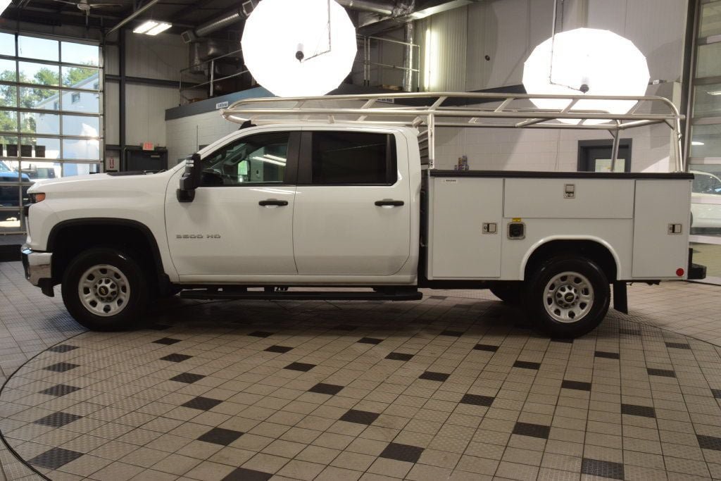 Used 2023 Chevrolet Silverado 3500 W/T w/ WT Convenience Package RWD image 3