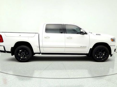 Used 2025 RAM 1500 Limited w/ Trailer Tow Group AWD/4WD image 4