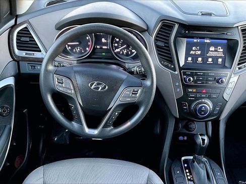 Used 2018 Hyundai Santa Fe Sport w/ 2.4L Value Package 02 image 5