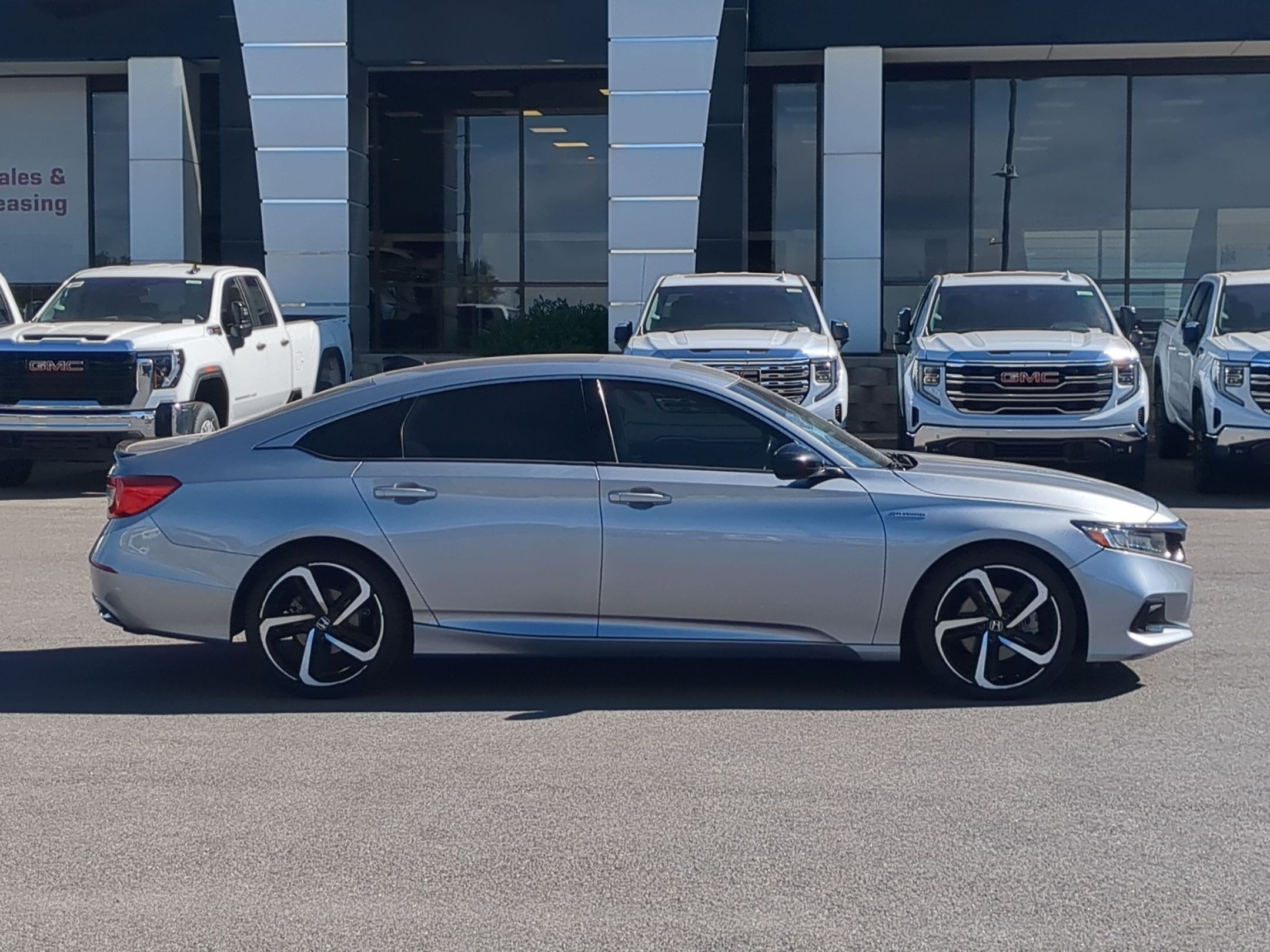 Used 2022 Honda Accord Sport image 6