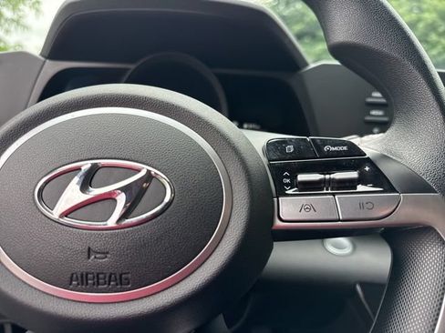 Used 2023 Hyundai Elantra SEL FWD image 36
