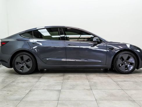 Used 2022 Tesla Model 3 Long Range AWD/4WD image 10