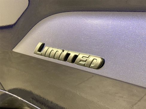 Certified 2024 Toyota Sequoia Limited image 15