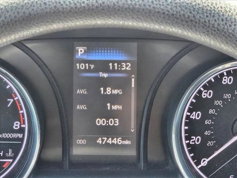 Used 2020 Toyota Camry LE FWD image 10