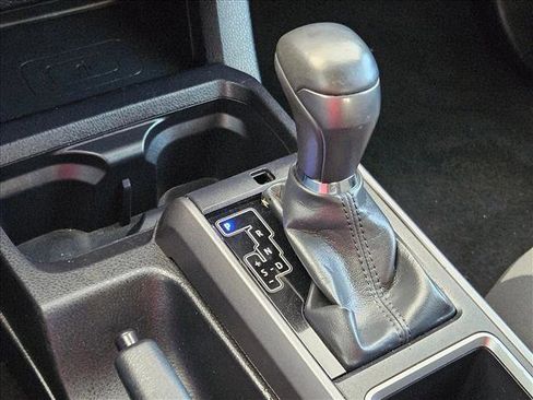 Used 2023 Toyota Tacoma TRD Off-Road image 11