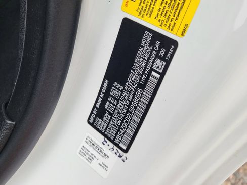 Used 2020 BMW M4 Convertible RWD image 31