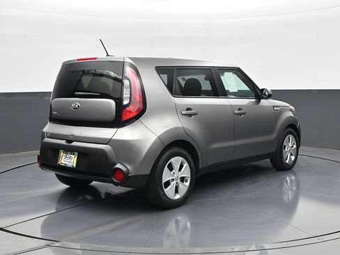 Used 2015 Kia Soul FWD image 6
