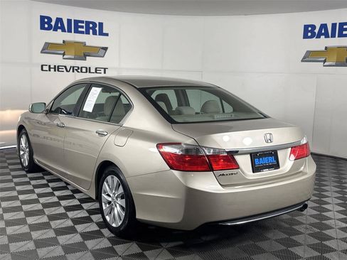 Used 2014 Honda Accord EX image 3