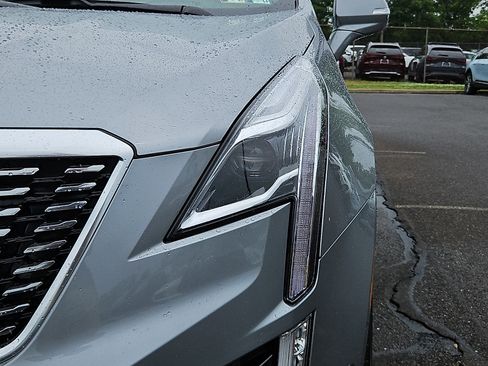 Certified 2026 Cadillac XT5 Premium Luxury w/ Driver Assist Package AWD/4WD image 9