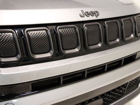 Used 2022 Jeep Compass High Altitude AWD/4WD image 26